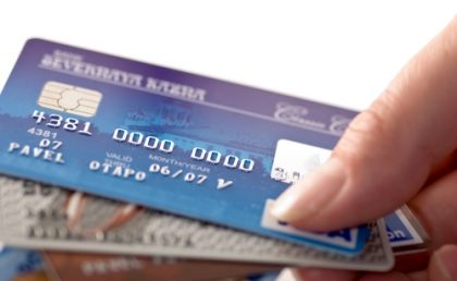 Retea specializata in fraude cu carduri bancare, destructurata de BCCO Pitesti (video)