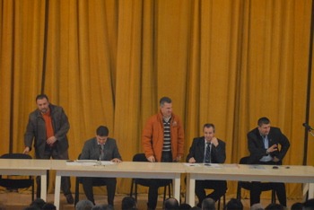 Exclusiv: Fotografii cu Gogu Davidescu si presedinti de sectii de vot la instructajul PDL