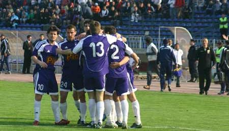 FC Arges lidera seriei B2. Alb-violetii au invins cu 5-2 pe CFR Craiova