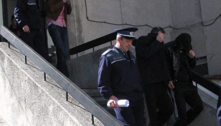 Subofiter al ISU Arges arestat