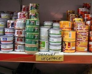 Hypermarket-urile amendate din cauza produselor vegetale