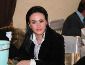 Sorina Marin vrea carduri pentru toti tinerii din tara