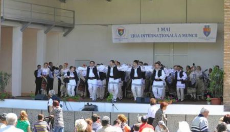 Spectacole de 1 Mai la Pitesti si Mioveni