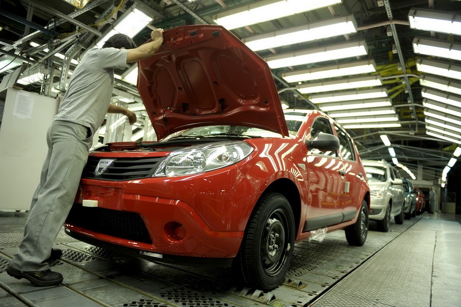 dacia-sandero-uzina