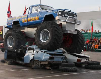 monstertrucks06