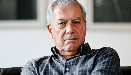 Mario Varga LLosa ia premiul Nobel pentru literatură