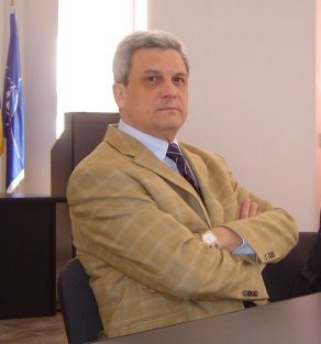 ariton1