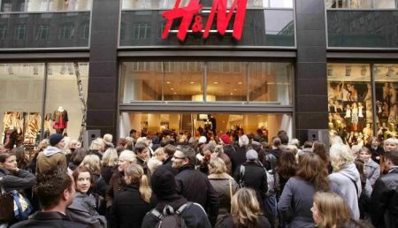 Magazinele H&M se deschid la sfârşitul lui martie. Află aici prețurile