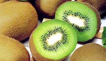 Kiwi diminuează nivelul colesterolului rău din sânge
