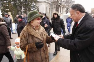 Pendiuc, expert în mărţişoare electorale