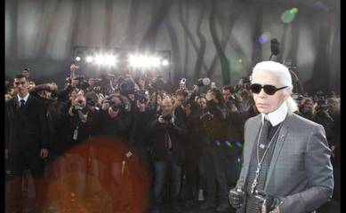 Karl Lagerfeld, despre bani şi stil: ”Nu trebuie să ai bani ca să fii bine îmbrăcat”