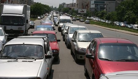 România riscă sancţiuni UE şi noi procese dacă nu modifică taxa auto şi nu restituie banii