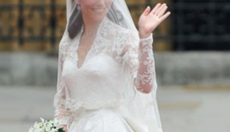 De ce a aratat Kate Middleton bine in rochia de mireasa regala