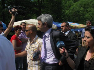 Miscari de trupe in partidul lui Dan Diaconescu