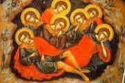 Joi, 4 august: Sfinţii şapte tineri din Efes
