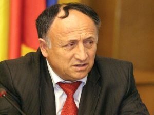 EXCLUSIV! AFLĂ CUI A DAT PE MÂNĂ PENDIUC CEI MAI MULŢI BANI ÎN ACEST AN!