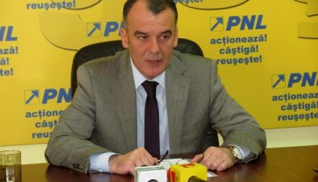 Războiul Crin-Băsescu face victime colaterale! Senatorul Popa, interzis la Palatul Cotroceni!