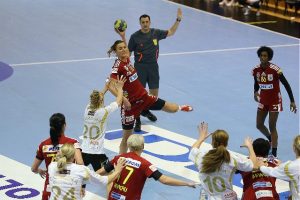 O ARGEŞEANCĂ ARBITREAZĂ LA CAMPIONATUL EUROPEAN DE HANDBAL FEMININ