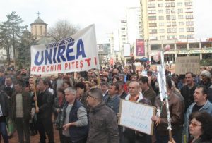 EXCLUSIV! Petrochimiştii vor protesta în centrul Piteștiului