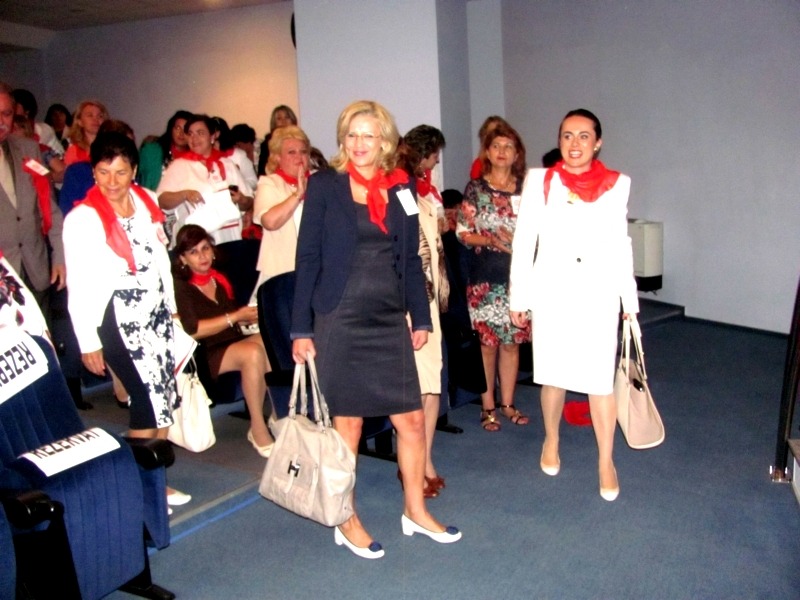CORINA_CRETU_SI_SIMONA_BUCURA_OPRESCU