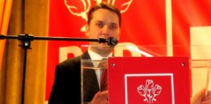DAN ȘOVA LE RĂSPUNDE PE FACEBOOK PROTESTATARILOR DIN MIOVENI