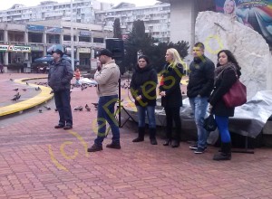 PRIMARUL PENDIUC ȘI PREFECTUL SOARE, INVITAȚI ÎN PIAȚĂ!
