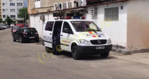 TREI BĂRBAŢI, ARESTAŢI PREVENTIV PENTRU FURT
