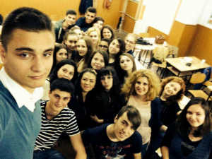 SELFIE CU PROFA’ DE ENGLEZĂ DE LA ,,BRĂTIANU’’!
