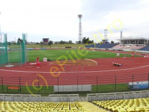 DEZOLANT! TRIBUNE GOALE ÎN PITEȘTI LA CAMPIONATUL NAȚIONAL DE ATLETISM!