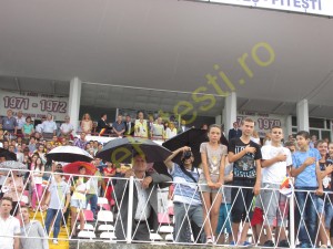 SPECTATORI PUŢINI LA „BALCANIADĂ”! NOROC CU COPIII LUI PENDIUC!