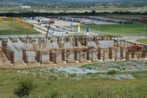 ÎN MIOVENI A ÎNCEPUT CONSTRUIREA UNEI SĂLI A SPORTURILOR