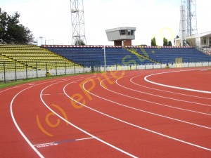 PISTA DE ATLETISM, DESCHISĂ. BONUS: INTRARE GRATUITĂ LA ŞTRANDURI