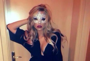 VACANŢĂ EXCLUSIVISTĂ! SINGURĂ! GALERIE FOTO HOT!