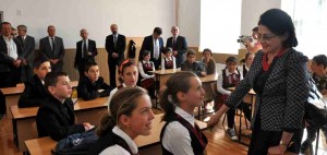 DOUĂ NOI ȘCOLI INAUGURATE AZI ÎN ARGEȘ