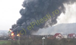 FOC ȘI NORI GROȘI DE FUM ÎN MĂRĂCINENI – VEZI FOTO!