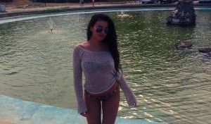 O BĂNĂŢEANCĂ VREA SĂ FIE MISS BOBOC LA UNIVERSITATEA PITEȘTI