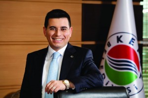 PRIMARUL DIN ANTALYA VINE ÎN ARGEŞ