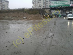 ORIBIL! NĂMOL CA PE CÂMP LA PODUL VIILOR