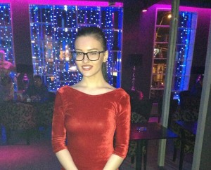BĂNĂŢEANCA TIMEEA, HOSTESS ÎN TREND STUDIO
