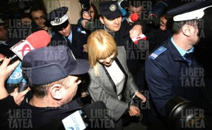 ELENA UDREA, REȚINUTĂ DE DNA PENTRU 24 DE ORE
