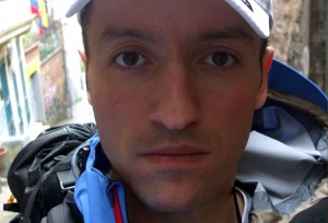 DOI ALPINIȘTI ARGEȘENI, ÎN INFERNUL URIAȘEI AVALANȘE DE PE EVEREST