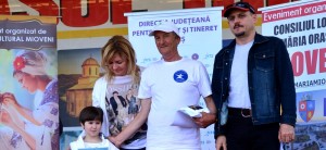 CROSUL TINERETULUI, DE LA 5 LA 72 DE ANI (GALERIE FOTO)