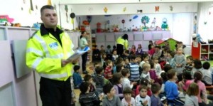 POLIȚIA LOCALĂ FACE ORE DE EDUCAȚIE RUTIERĂ ÎN ȘCOLI
