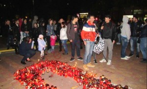 PROTEST ÎN PIAȚA „MILEA” ȘI LA PRIMĂRIE: „HOȚII! HOȚII!” (GALERIE FOTO)