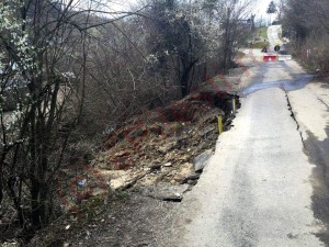 PITEŞTI: LOCUINȚE ÎN PERICOL DE IZOLARE