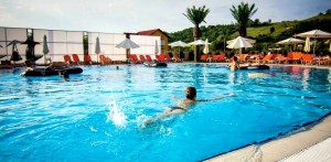 MINIVACANȚA DE RUSALII, LA SUNRISE BEACH RESORT