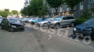 A LOVIT 5 MAȘINI DINTR-UN FOC! (VIDEO ȘI GALERIE FOTO)
