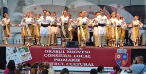 ANSAMBLU DIN MIOVENI, SPECTACOL ÎN PREMIERĂ (GALERIE FOTO)