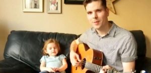 (VIDEO) VIRAL! FORMIDABIL DUET TATĂ-FIICĂ