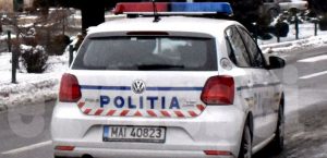 PERICOL PUBLIC PE O STRADĂ DIN CURTEA DE ARGEŞ